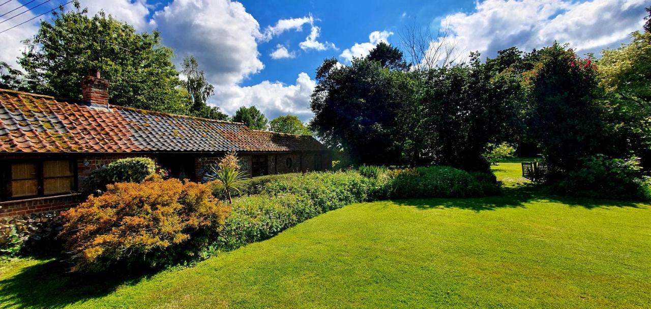 Laburnum Holiday Cottage Tunstead  Esterno foto